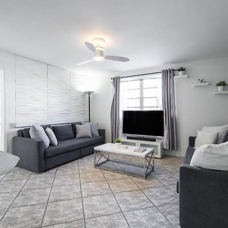 Appartamento Collins Chic Miami Beach Esterno foto